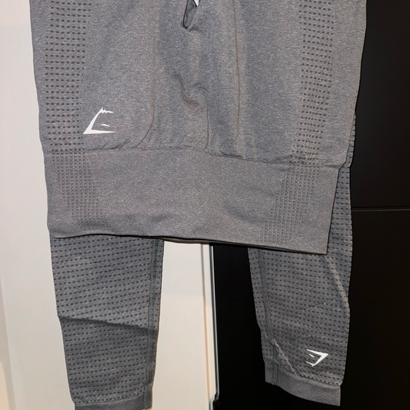 Size S Grey Gymshark Leggings - Picture 1 of 1